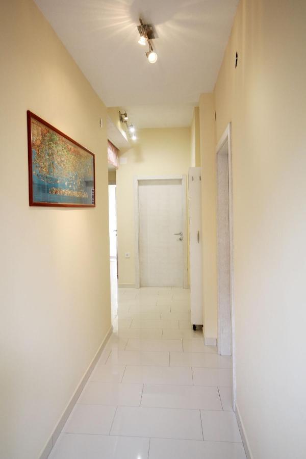 Apartman Gabriel Podgora Exterior foto